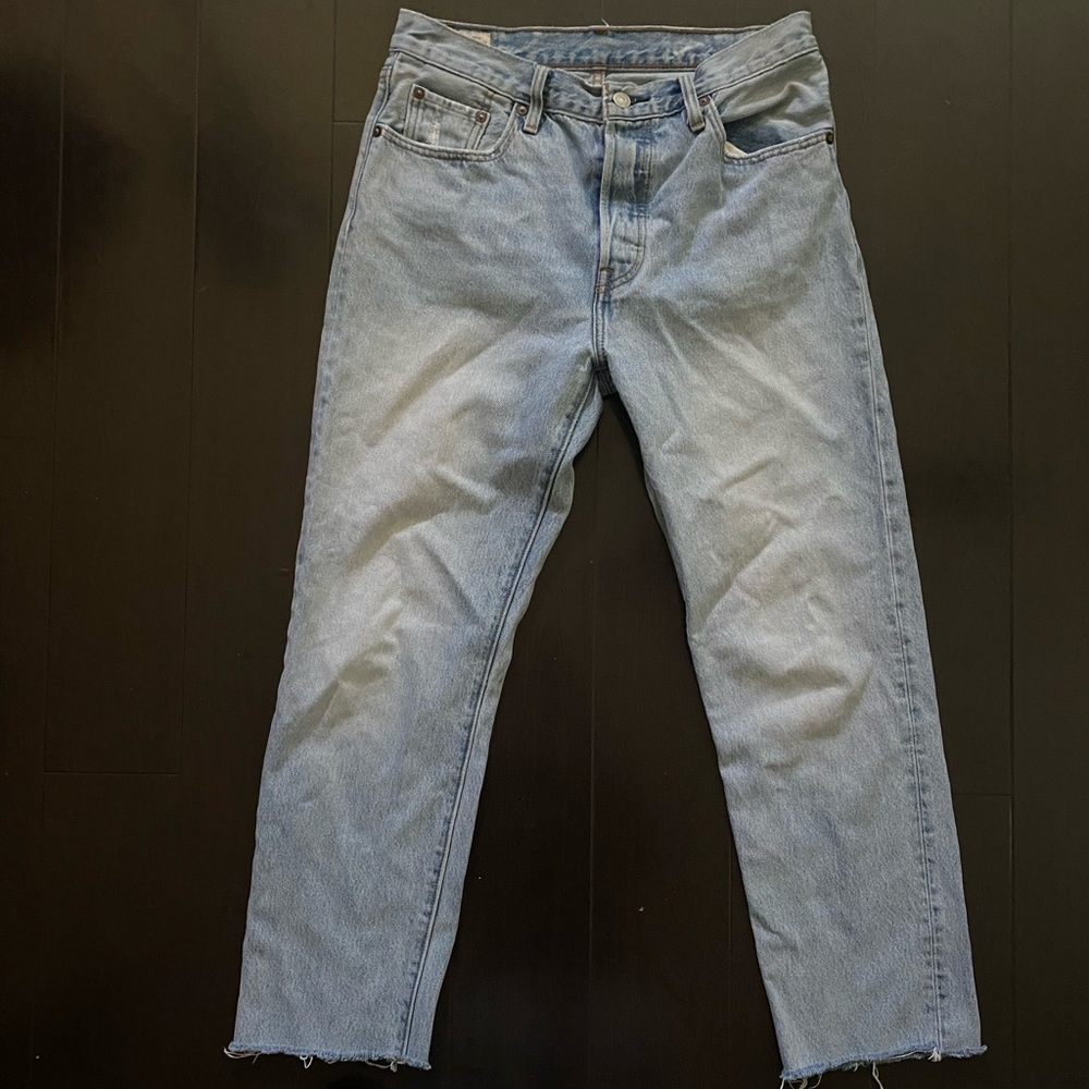 Classic Levi's 501 buttonfly distressed vintage premium